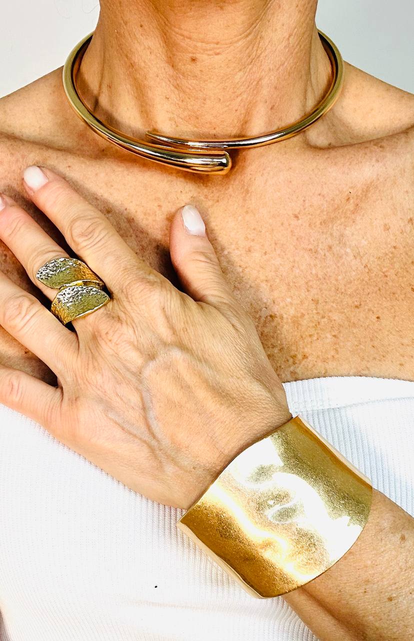Bracciale dorato apertura a molla